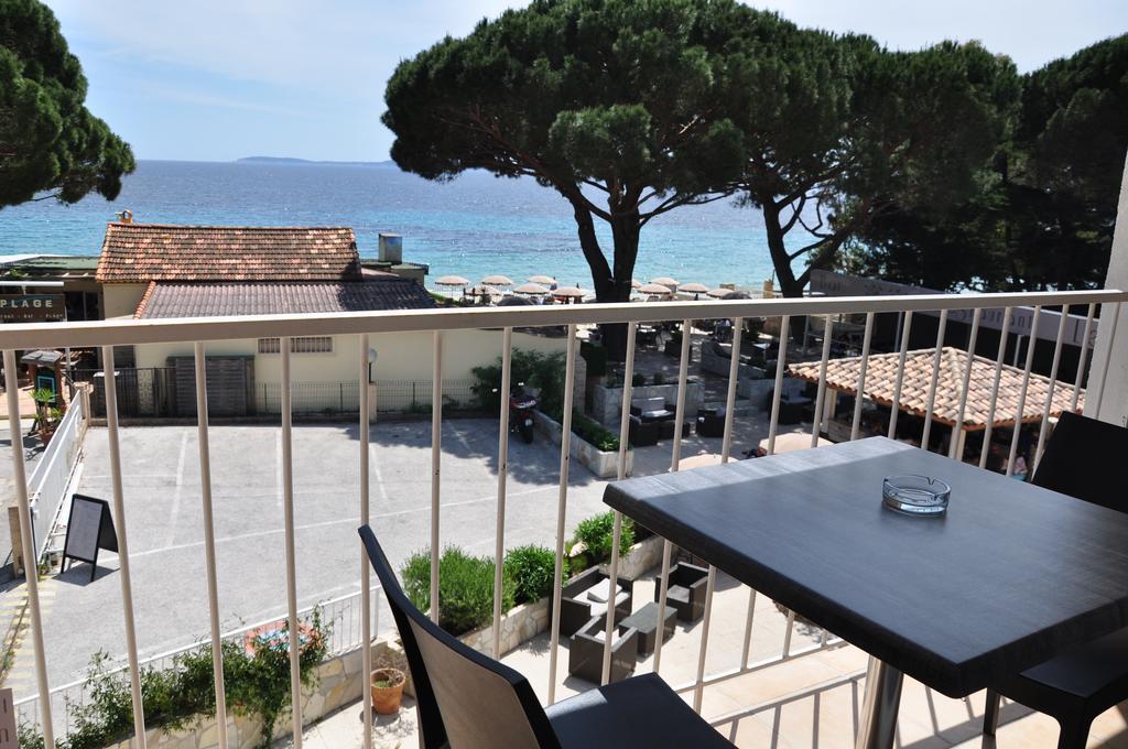 Hotel De La Plage Le Lavandou Pokoj fotografie